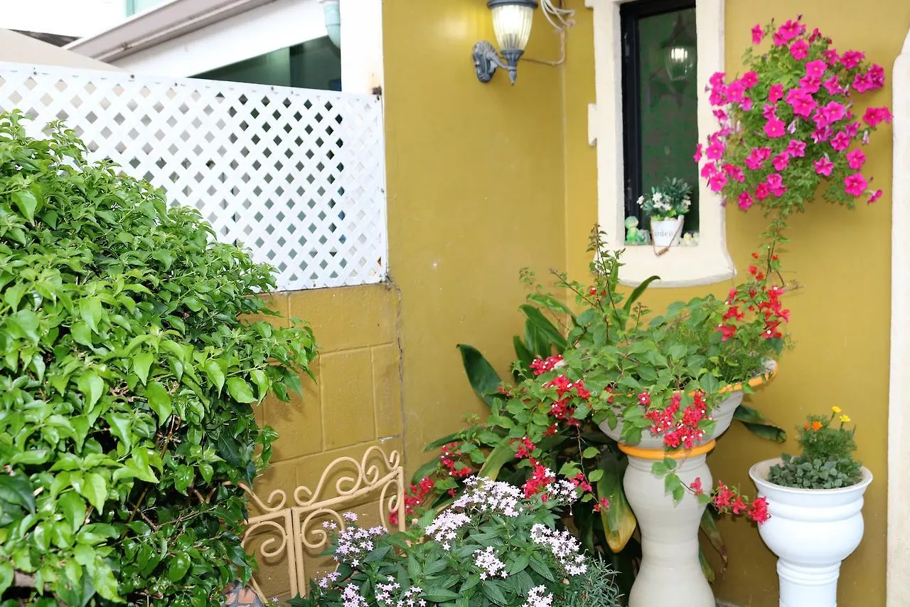 The Illiers Bed & Breakfast Westmoorings